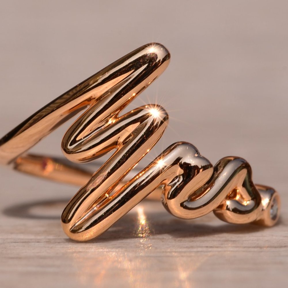 Ladies Hearts on Fire Rose Gold Mrs. Ring